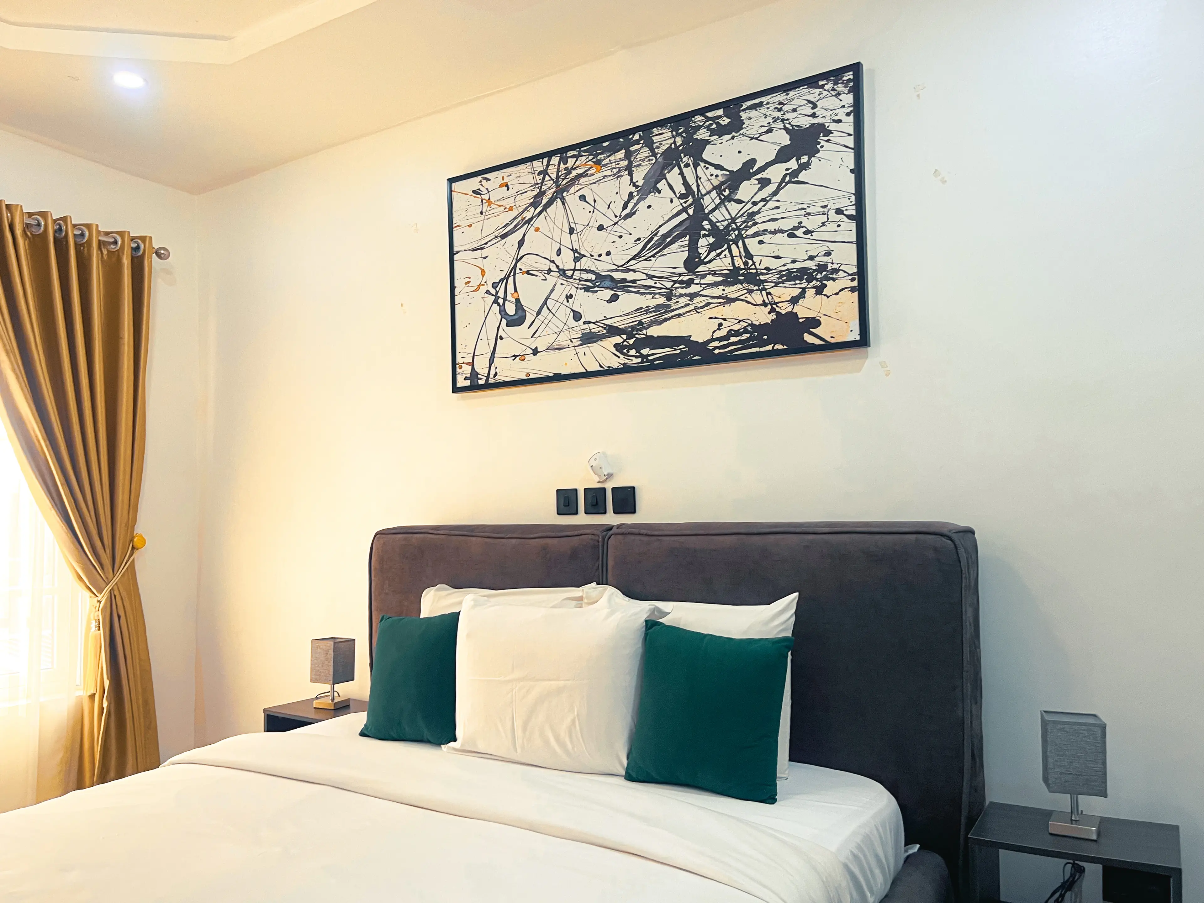 Bedroom at DEVON'S SUITE in Katampe, Abuja
